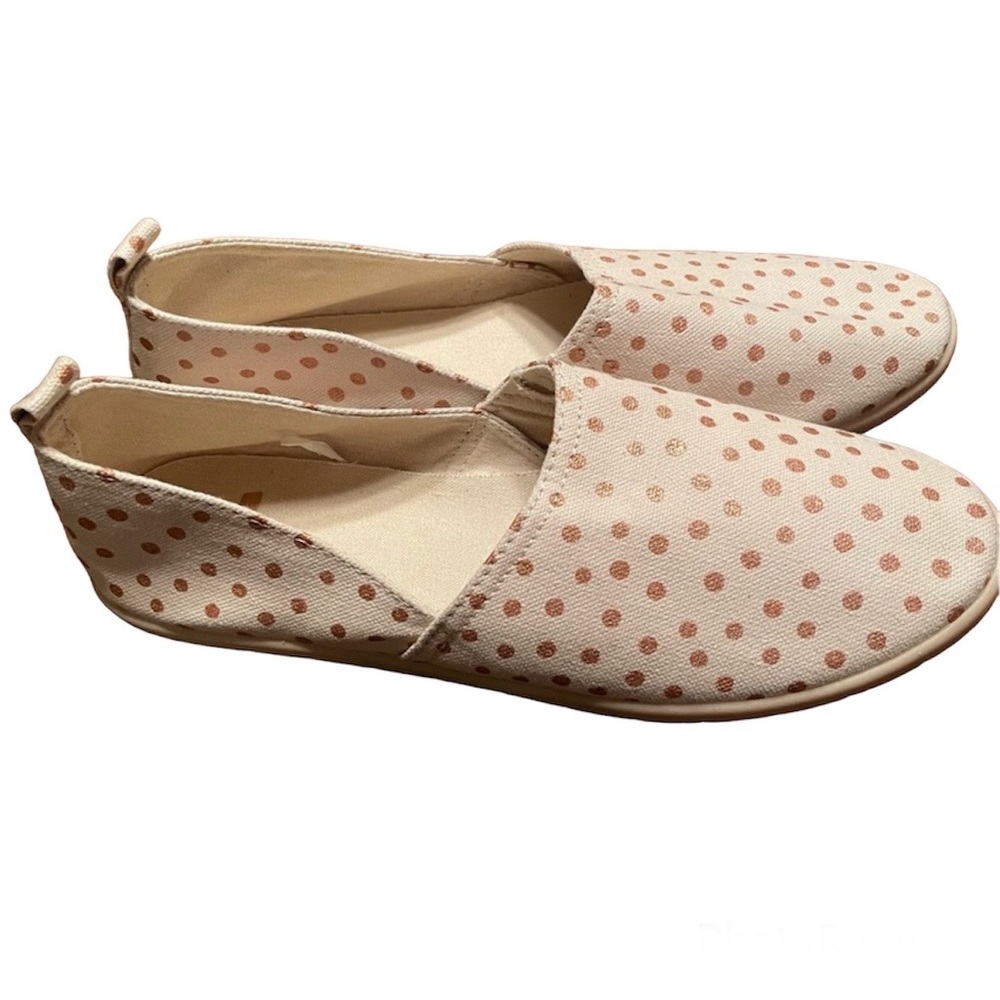 Report Ranch Slip On Flats Cream with Rose Gold Polka-Dot - Size 10
